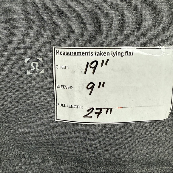 Lululemon men’s short sleeve polo shirt - Picture 8 of 8